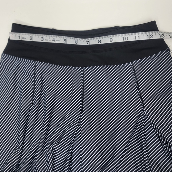 Kyodan Black and White Striped Skirt - Picture 5 of 8